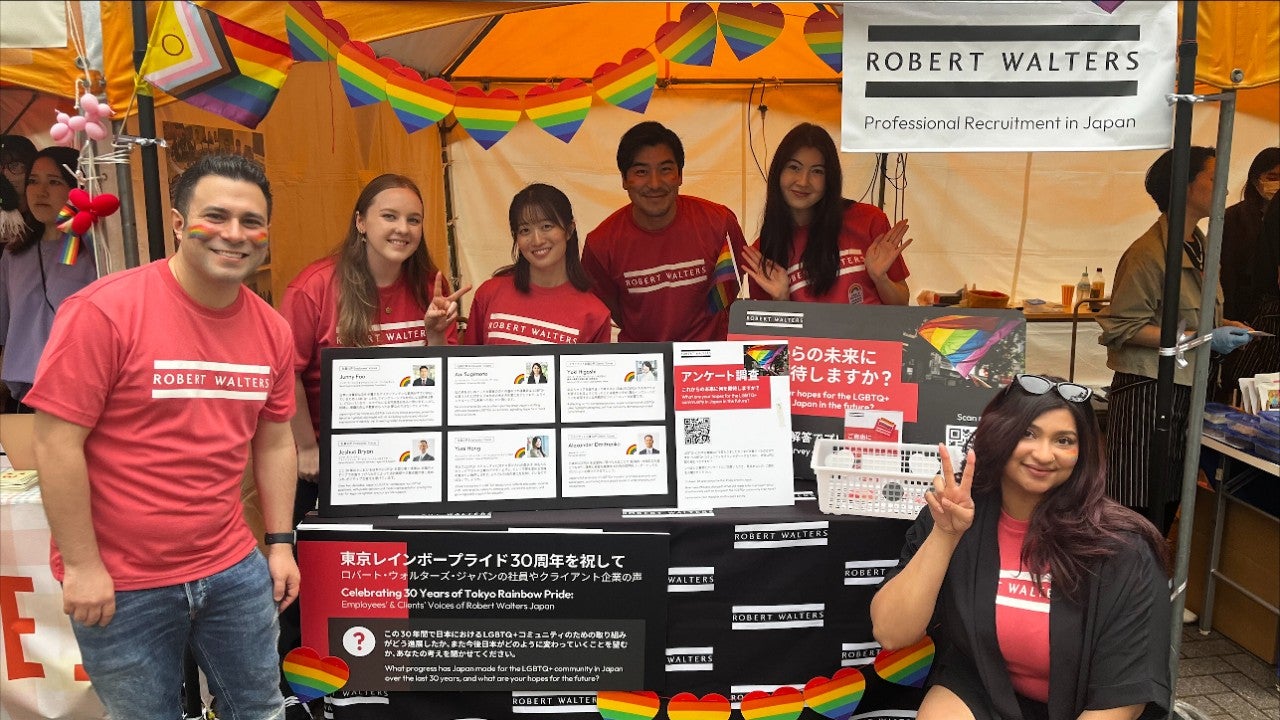 Robert Walters Japan staff at booth